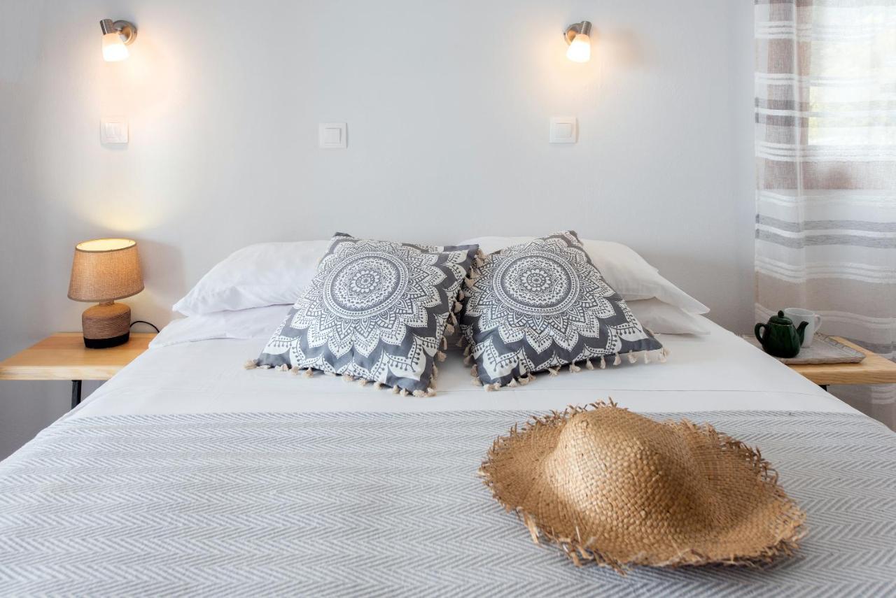 Mediterranean View Hotel バルバティ エクステリア 写真